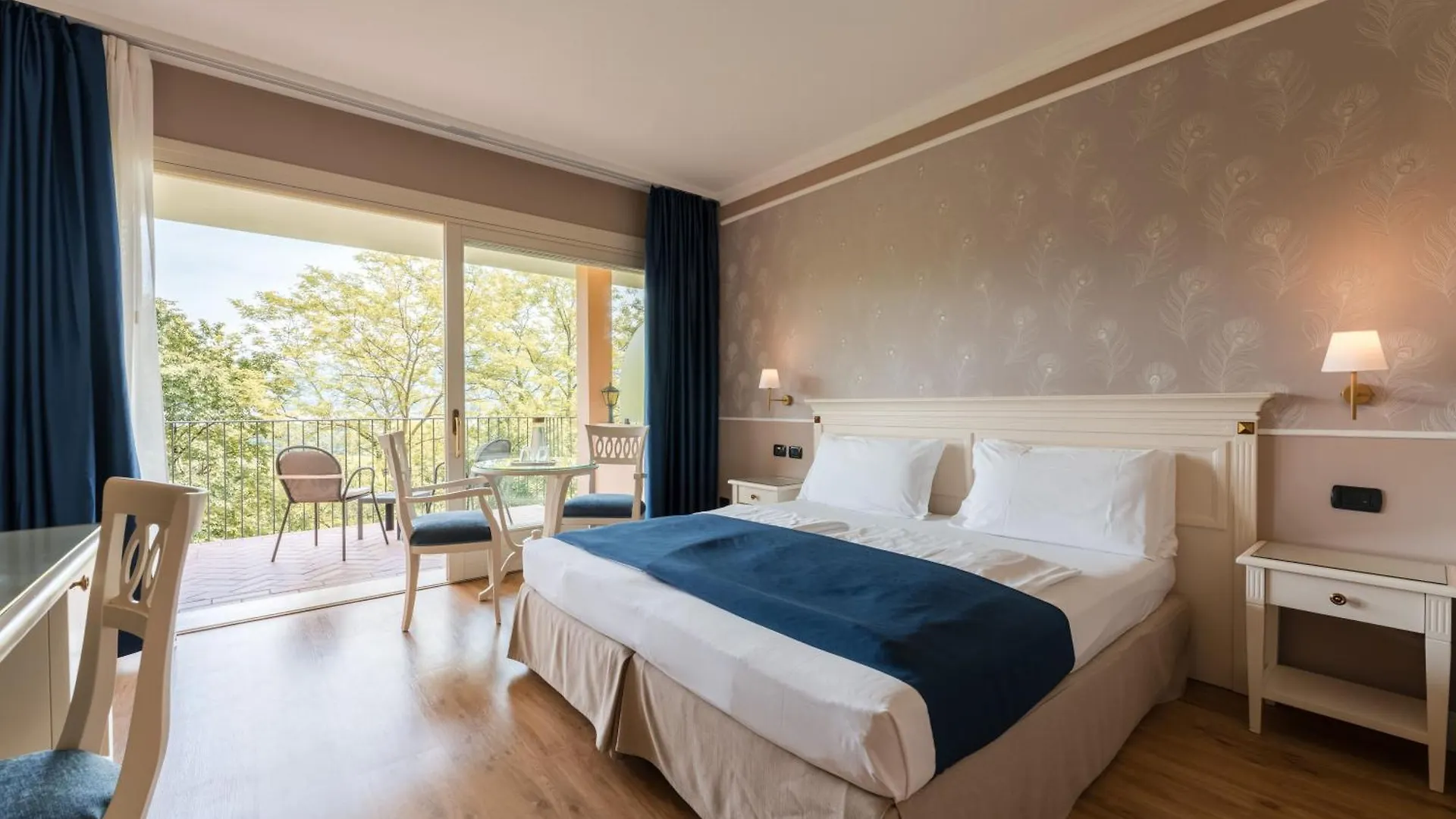 Hotel Boffenigo - The Golden Hour Costermano