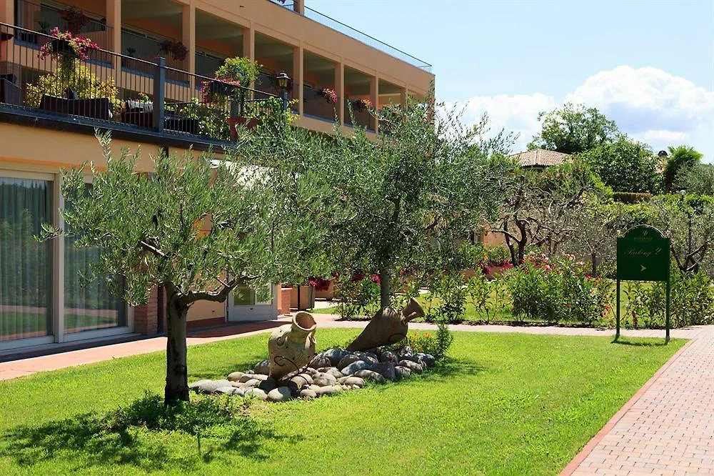 Hotel Boffenigo - The Golden Hour Costermano