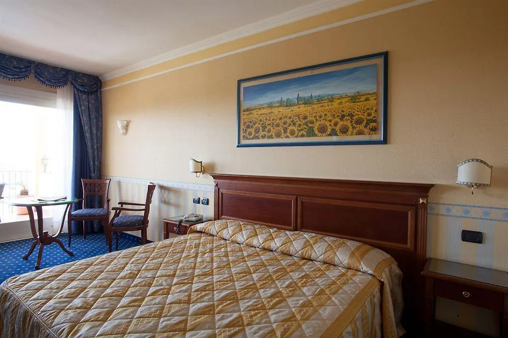 Hotel Boffenigo - The Golden Hour Costermano
