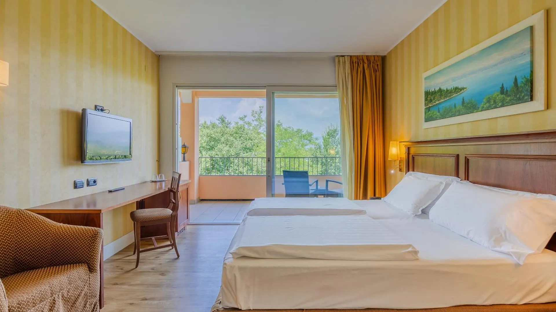 Hotel Boffenigo - The Golden Hour Costermano