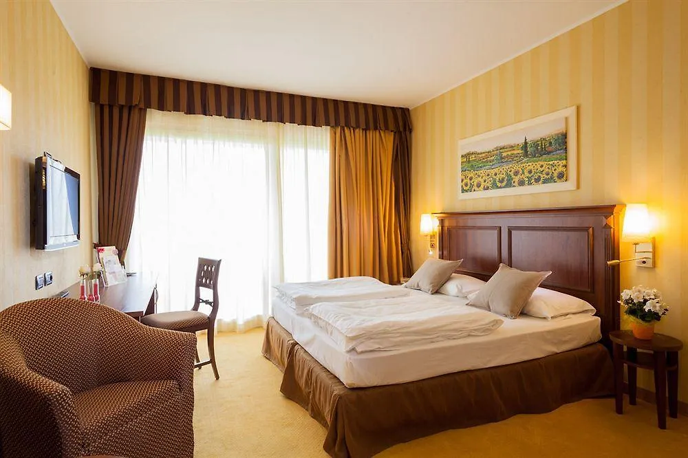 Hotel Boffenigo - The Golden Hour Costermano